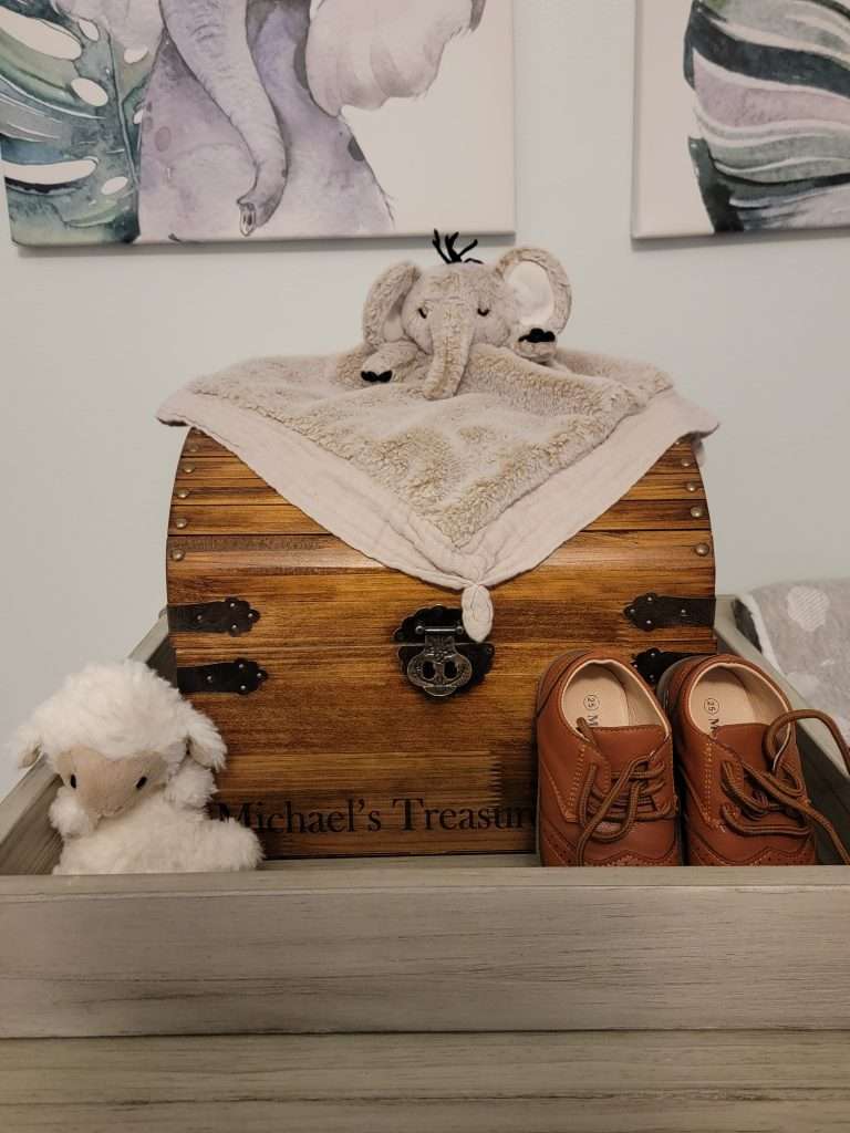 Building Your Baby Keepsake Box in 2026 to Cherish Forever